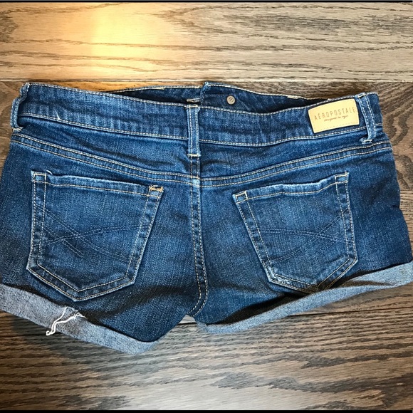 Size 2 Aeropostale jean shorts - Picture 2 of 3
